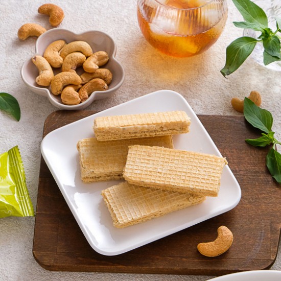 里仁 腰果鹹醬夾心酥 (400g)